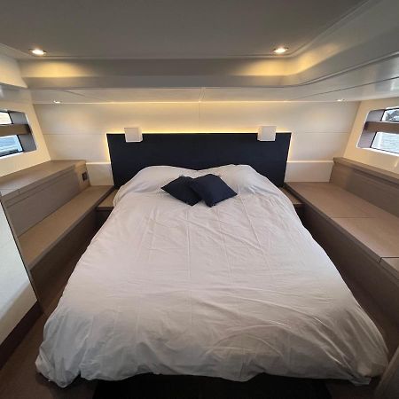 Puissance, Elegance Et Style, Yacht A Deauville Exterior photo
