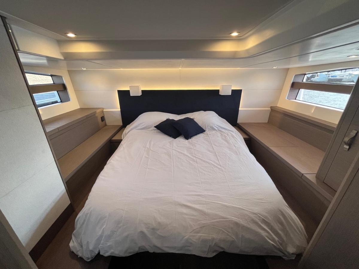Puissance, Elegance Et Style, Yacht A Deauville Exterior photo
